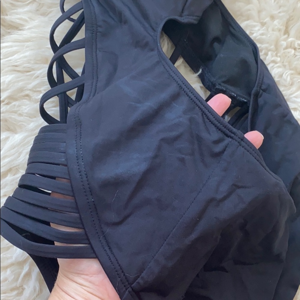 KENNETH COLE MONIKINI - Picture 9 of 10